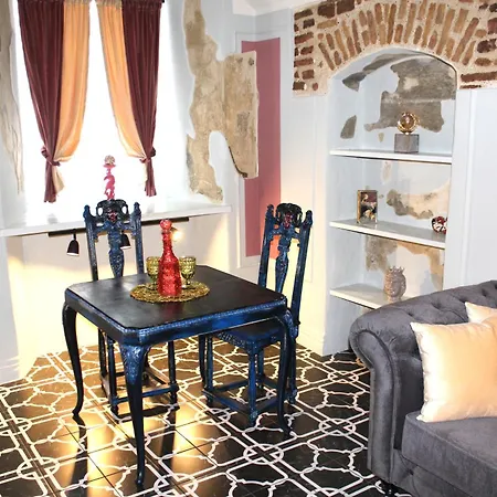 Ancient Apartments, Historical Building, Reformers' House, Old Town *