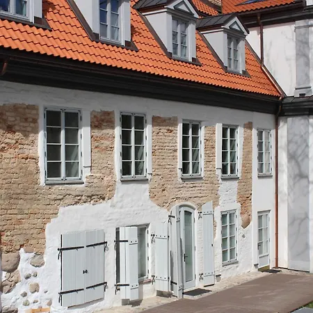 Ancient Apartments, Historical Building, Reformers' House, Old Town Apartmán *